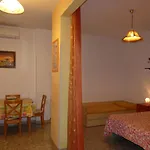 Nei Colori Apartment At 2 Stops From Colosseum