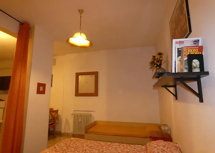 Nei Colori Apartment At 2 Stops From Colosseum